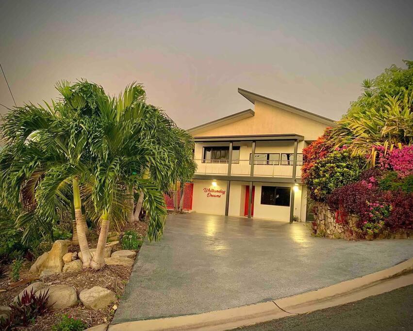Whitsunday Dreams Apartment Airlie Beach Exterior photo